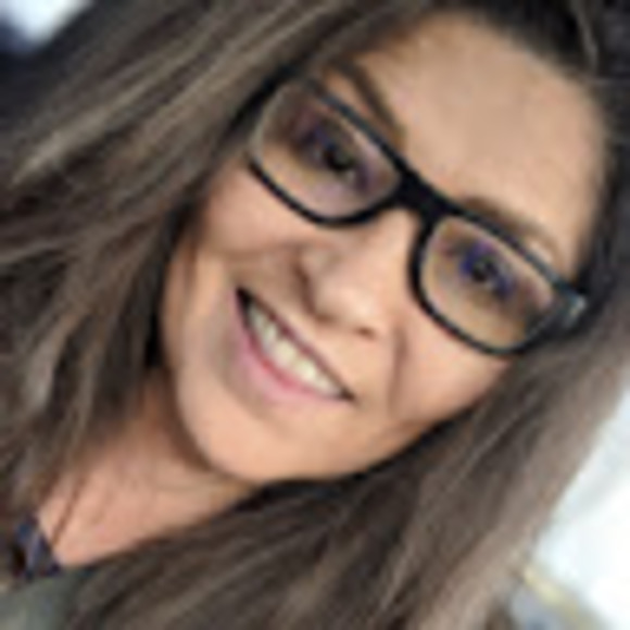 Meet your Posher, Christiana - Picture 1 of 1